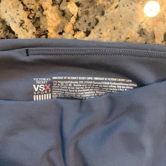 Knockout capri by Victoria Secret - Picture 3 of 4